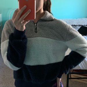 cropped quarter zip sherpa